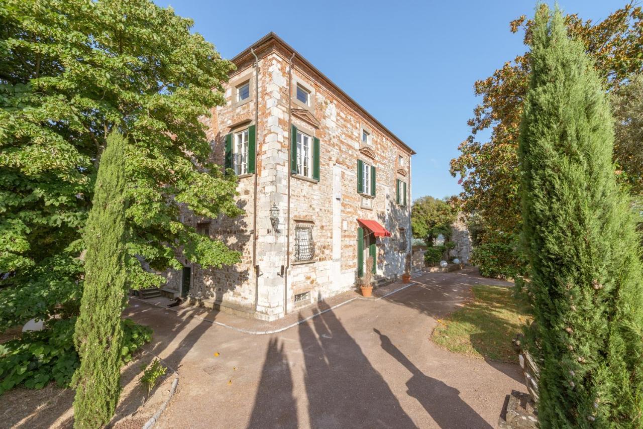 Il Castellaccio Bed and Breakfast Filettole Exteriör bild